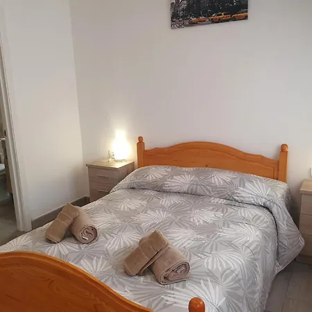 San Clemente With Pool & Wi-fi Holiday home